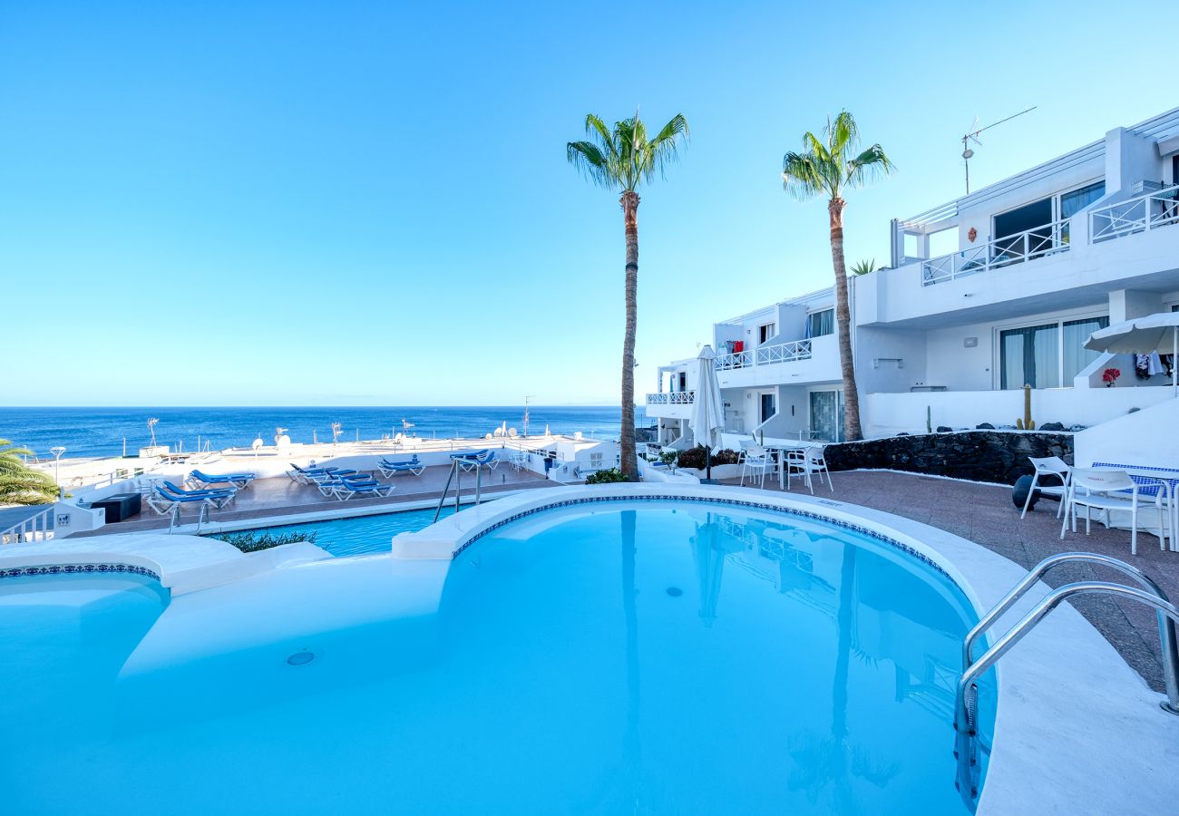 Studio a Puerto del Carmen - Suite Infinity Ocean - spettacolare vista al mare 