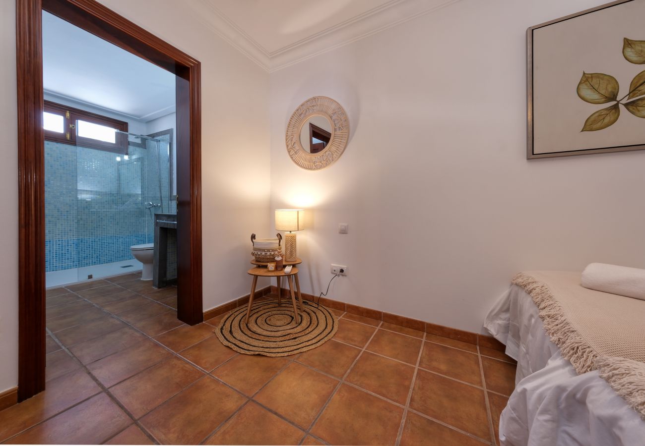 Villa a Playa Blanca - Villa Aurelia - Pool, Jacuzzi, BBQ e Ping-Pong By LVH