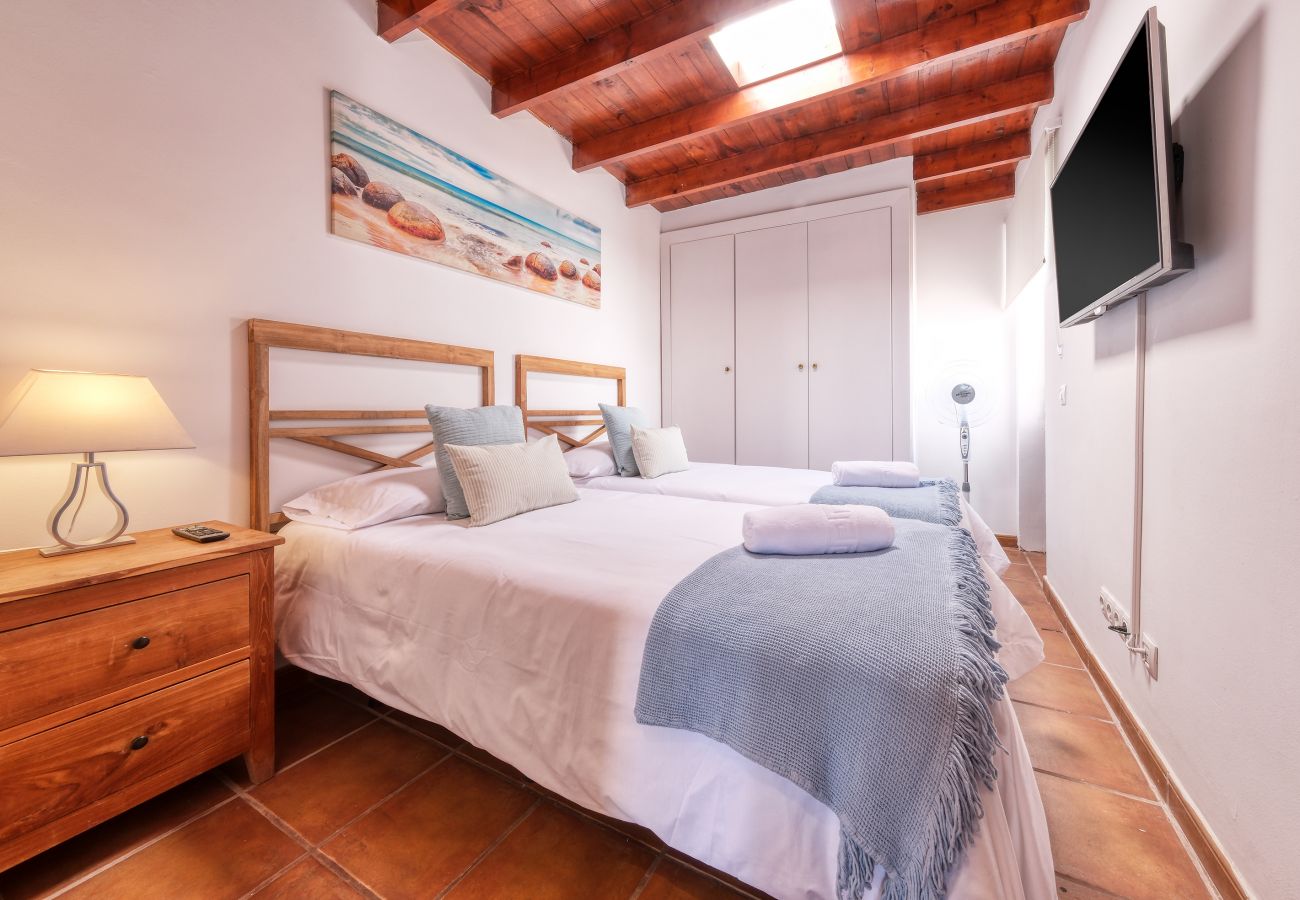 Villa a Playa Blanca - Villa Aurelia - Pool, Jacuzzi, BBQ e Ping-Pong By LVH