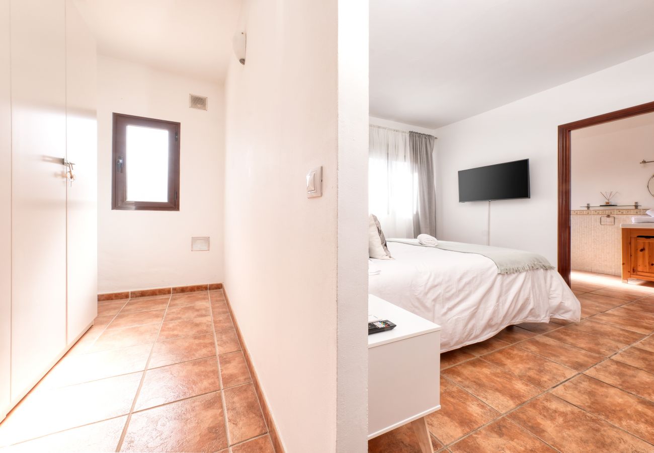 Villa a Playa Blanca - Villa Aurelia - Pool, Jacuzzi, BBQ e Ping-Pong By LVH