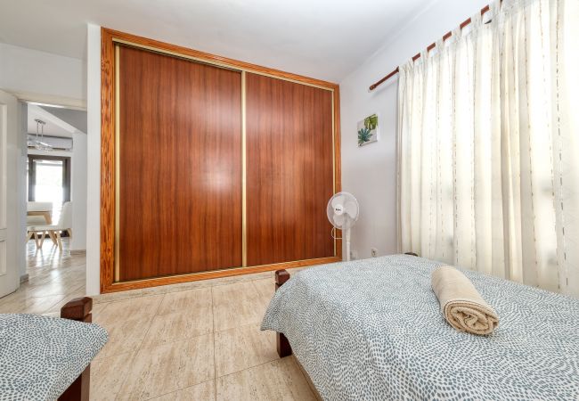 Villa a Playa Blanca - Villa Picasso - Private Pool, BBQ and Air-Con By Lanzarote Vacation Homes Villa a Playa Blanca - Villa Picasso - Private Pool, BBQ and Air-Con By Lanzarote Vacation Homes