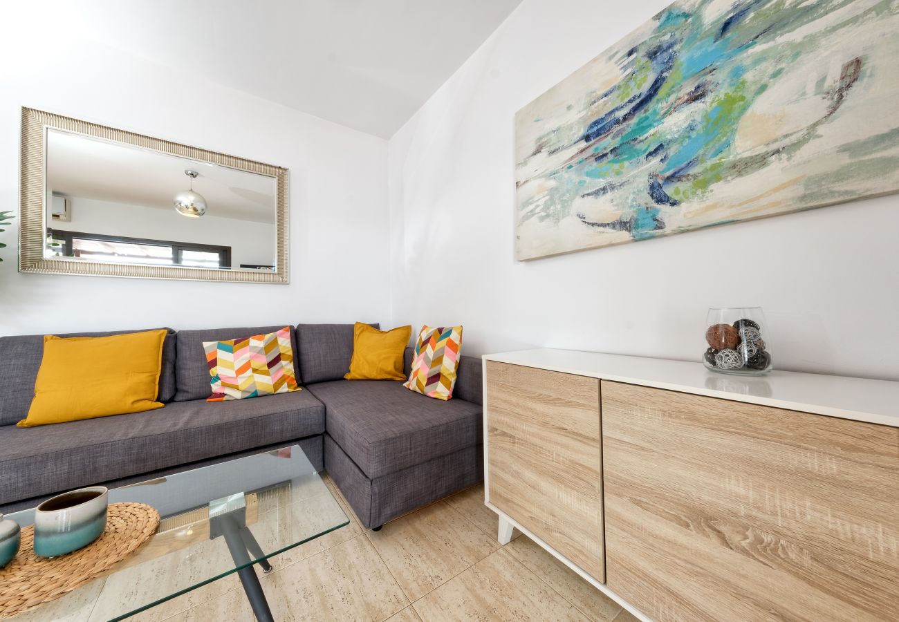 Villa a Playa Blanca - Villa Picasso - Private Pool, BBQ and Air-Con By Lanzarote Vacation Homes Villa a Playa Blanca - Villa Picasso - Private Pool, BBQ and Air-Con By Lanzarote Vacation Homes