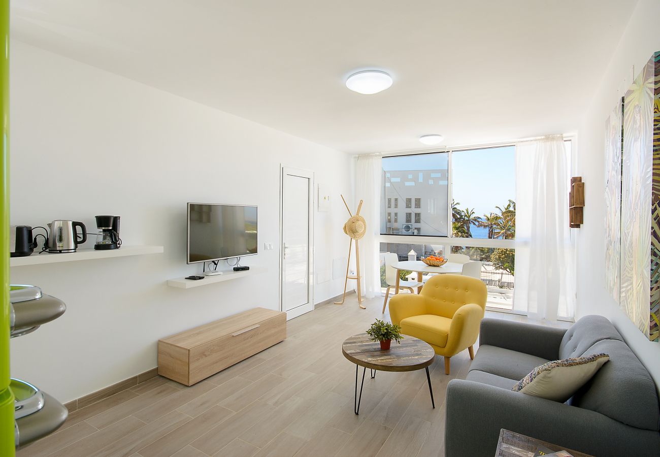 Casa a Puerto del Carmen - Green Volcano • Pool and Gym • Beach 1 min • LVH