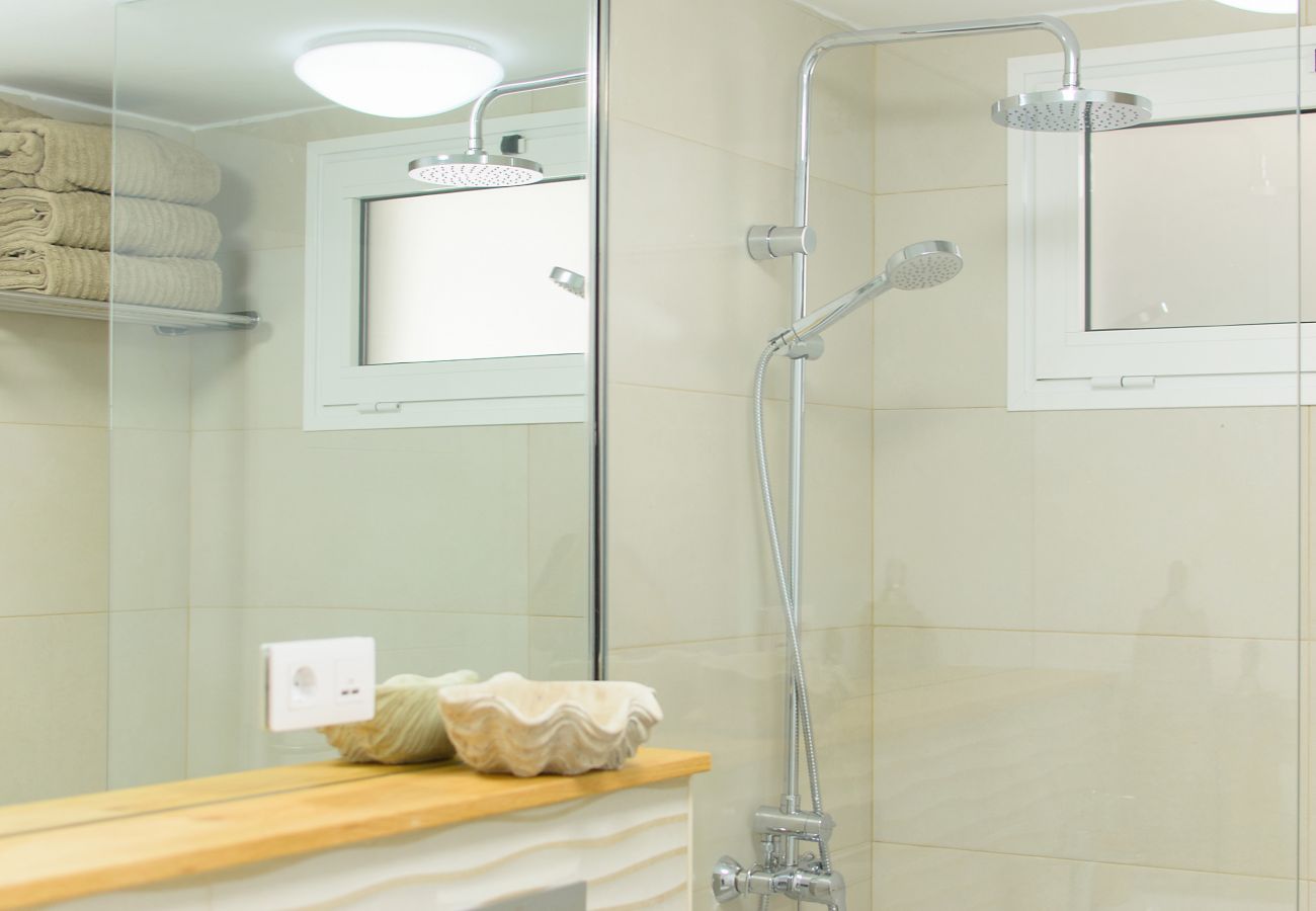 Casa a Puerto del Carmen - Red Volcano - 200 m dalla spiaggia - Pool e Gym