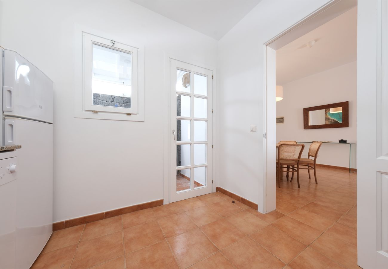 Villa a Playa Blanca - Villa Malolo - Private Pool and Jacuzzi By Lanzarote Vacation Homes