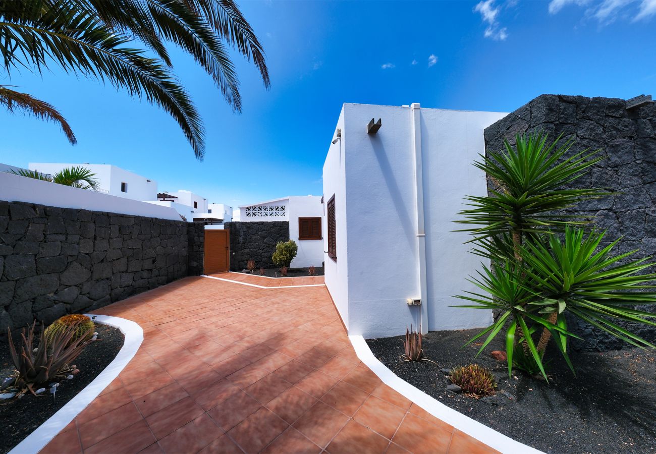 Casa a Playa Blanca - Lanzarote Paradise - Piscina, AACC e BBQ By LVH