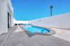 Casa a Playa Blanca - Villa Serenity Playa Blanca By Lanzarote Vacation Homes