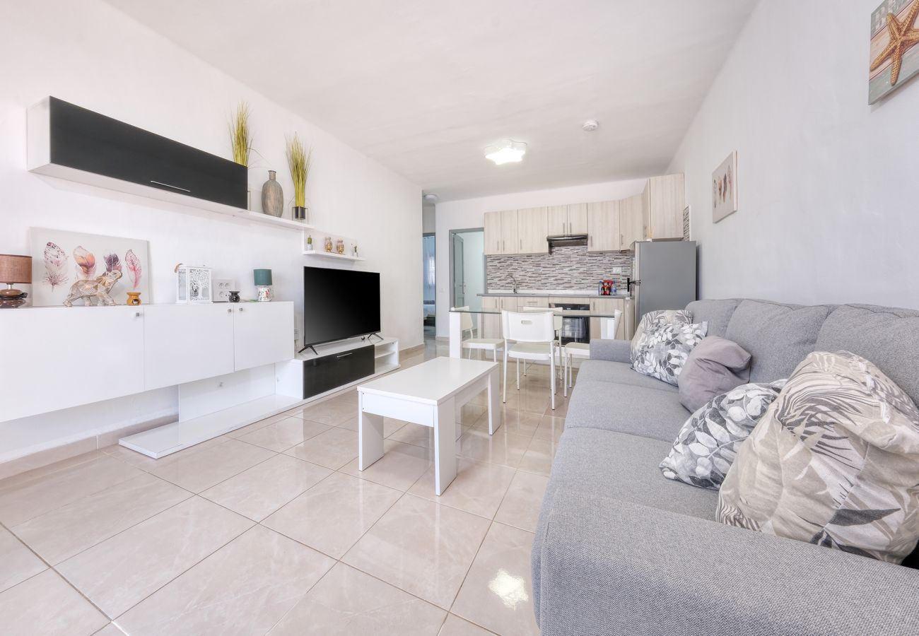 Casa a Puerto del Carmen - Happy Beach Home - Piscina condivisa By LVH