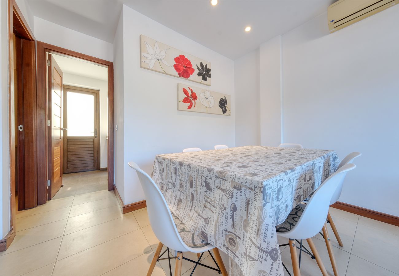 Casa a Puerto Calero - Bella Vista - Duplex - Piscina & BBQ By LVH