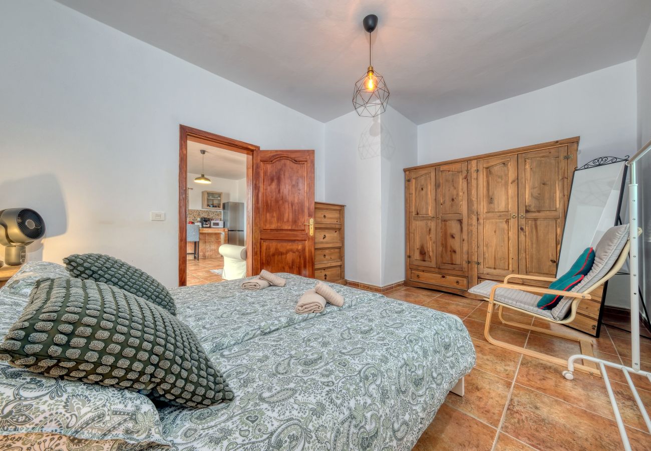 Casa a Tinajo - NoPasaNada: apartmento privado el Hierro, vistas al jardín