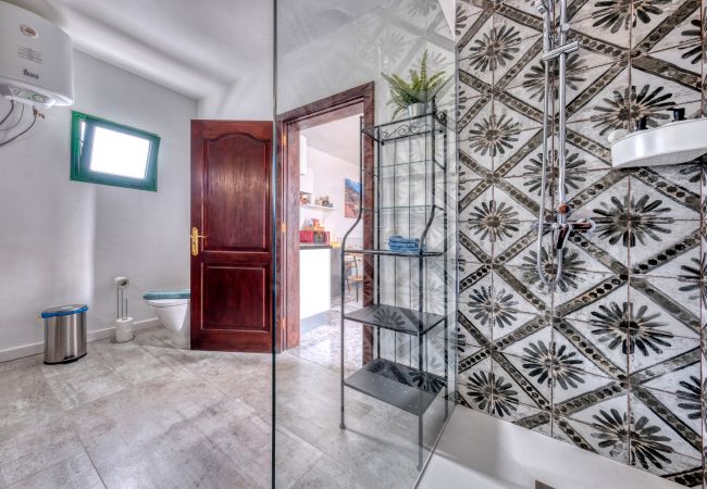 Affitto per camere a Tinajo - Casa NoPasaNada, estudio La Graciosa Sea View Affitto per camere a Tinajo - Casa NoPasaNada, estudio La Graciosa Sea View