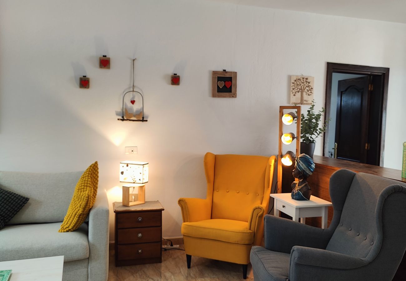 Affitto per camere a Tinajo - Casa NoPasaNada: habitación La Gomera con baño privado exterior Affitto per camere a Tinajo - Casa NoPasaNada: habitación La Gomera con baño privado exterior