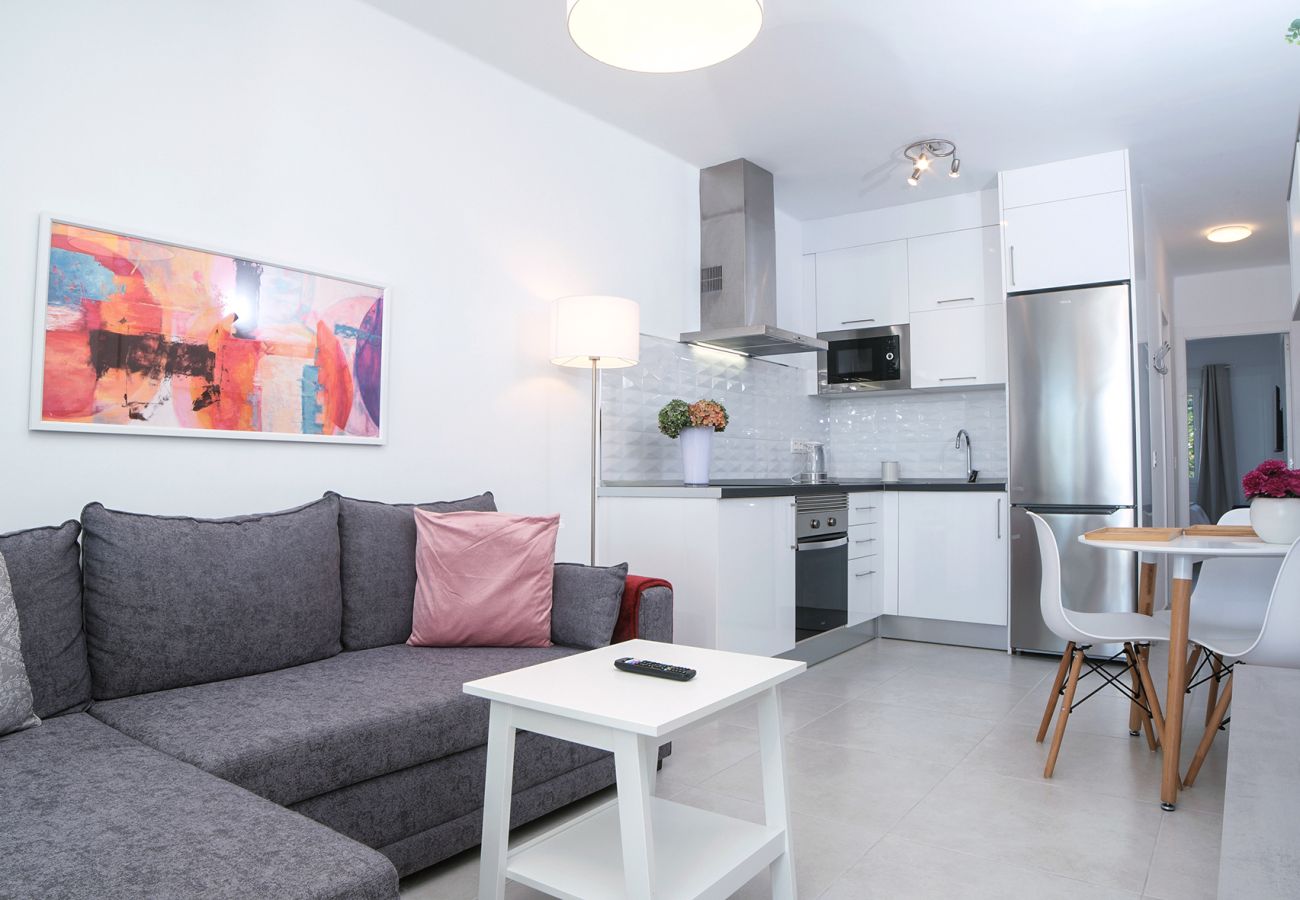 Appartamento a Costa Teguise - Ocean View-casa vacanze con terrazza vista mare e piscina comunitaria