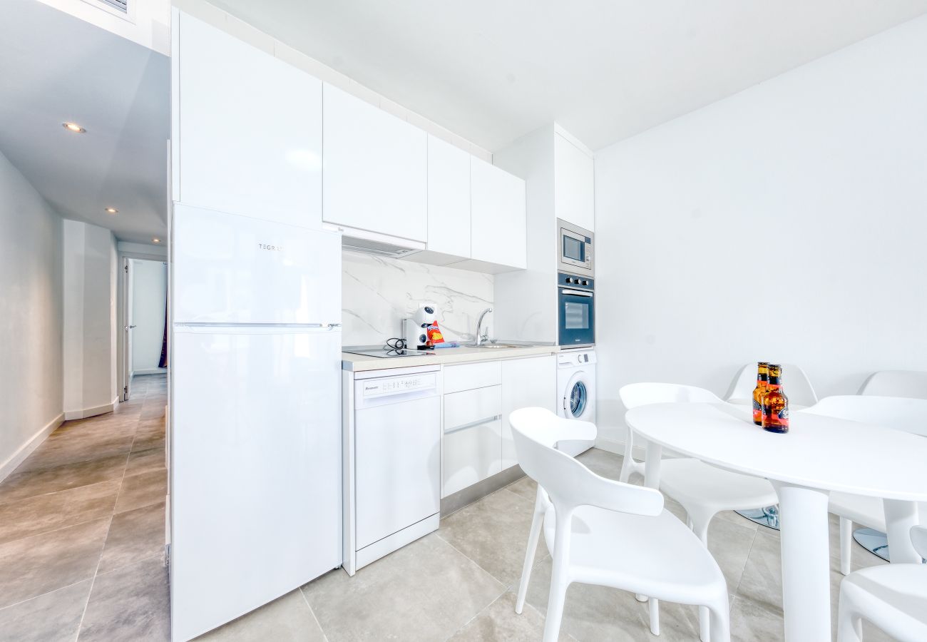 Appartamento a Puerto del Carmen - Puerto Diamante 2 - 100M dalla spiaggia By LVH