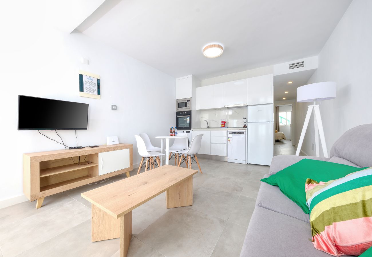 Appartamento a Puerto del Carmen - Puerto Perla 3 - 100M dalla spiaggia By LVH