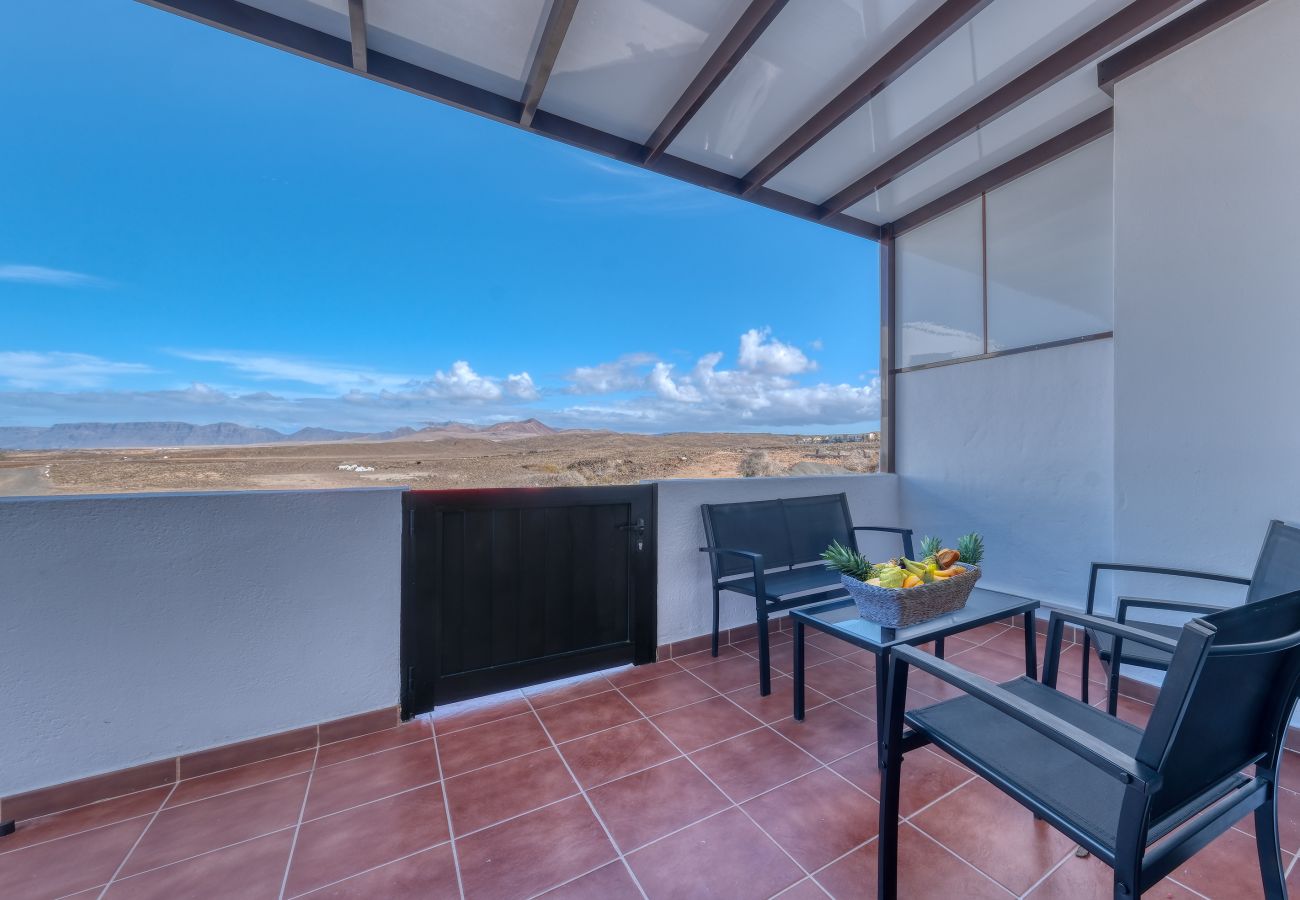 Casa a La Santa - Casita Luisa - Ping pong-300M to the Beach  By LVH