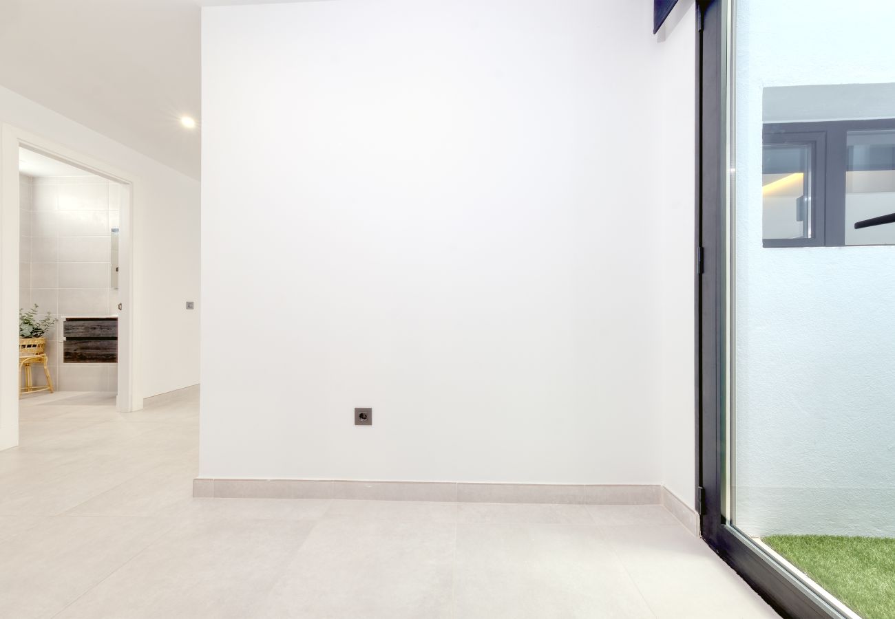 Appartamento a Puerto Calero - Luxury  White House Apartment