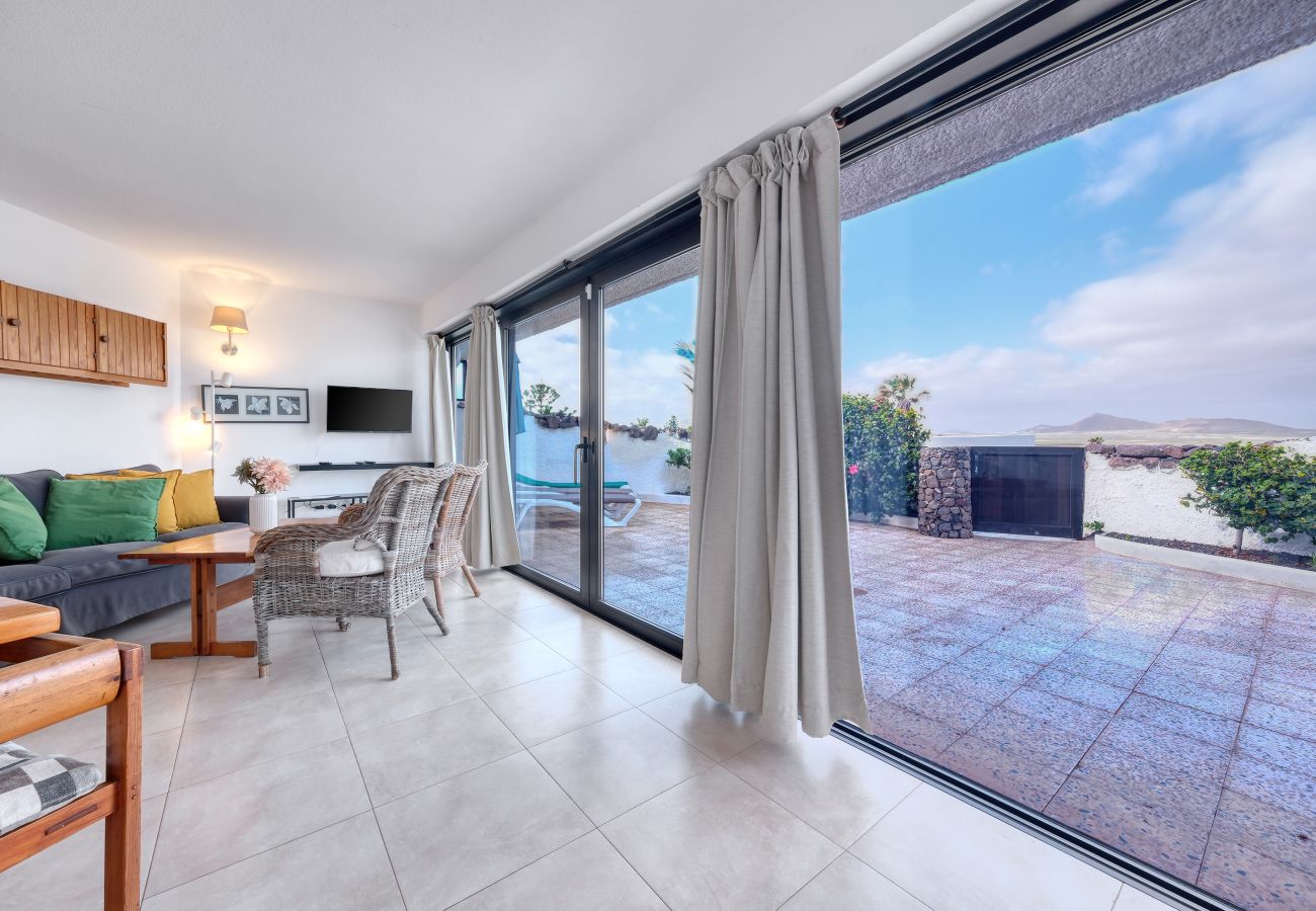 Casa a  Famara - Famara Mar 122 • Ocean views • Beach 2 min • LVH