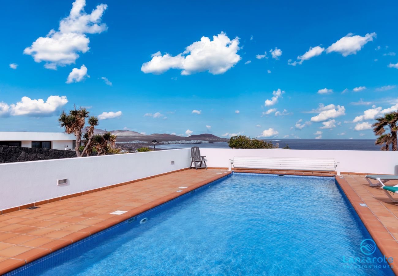 Casa a  Famara - Casa Buenavista 127- Pool- Sea View- LVH