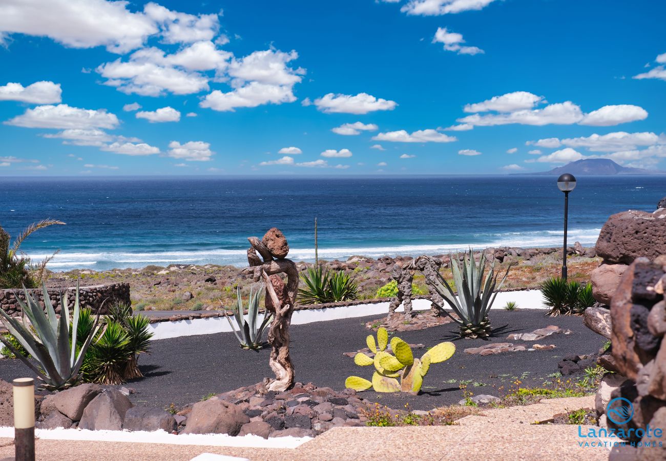 Casa a  Famara - Casa Buenavista 127- Pool- Sea View- LVH