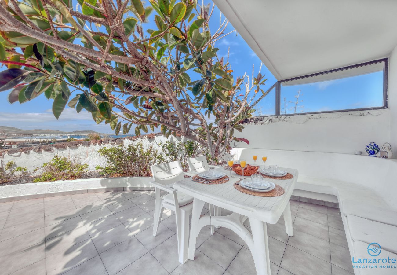 Appartamento a  Famara - Canary Soul 90 • Ocean views • Beach 2 min • LVH