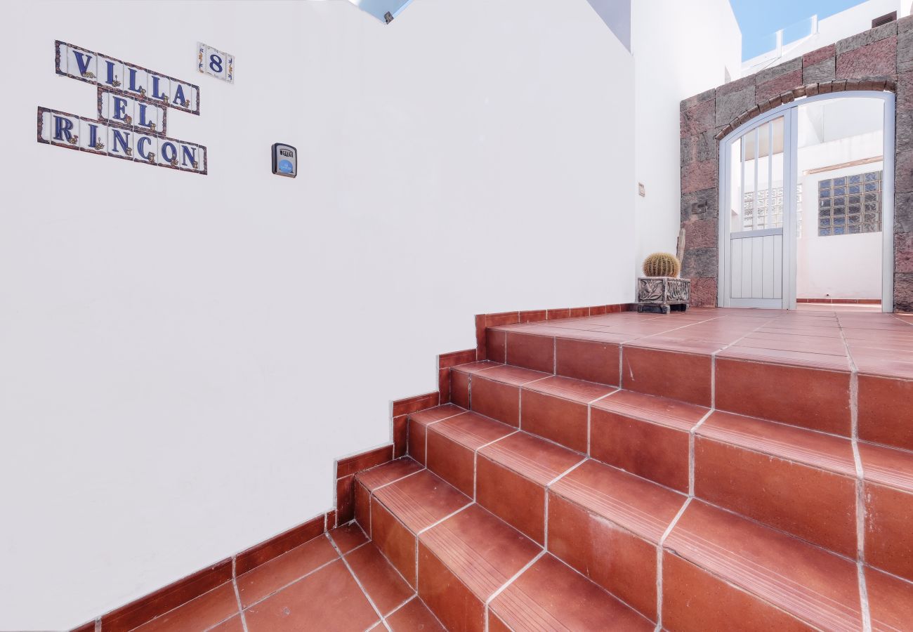 Casa a Puerto del Carmen - Villa El Rincón • Pool & BBQ • Beach 5 min • LVH