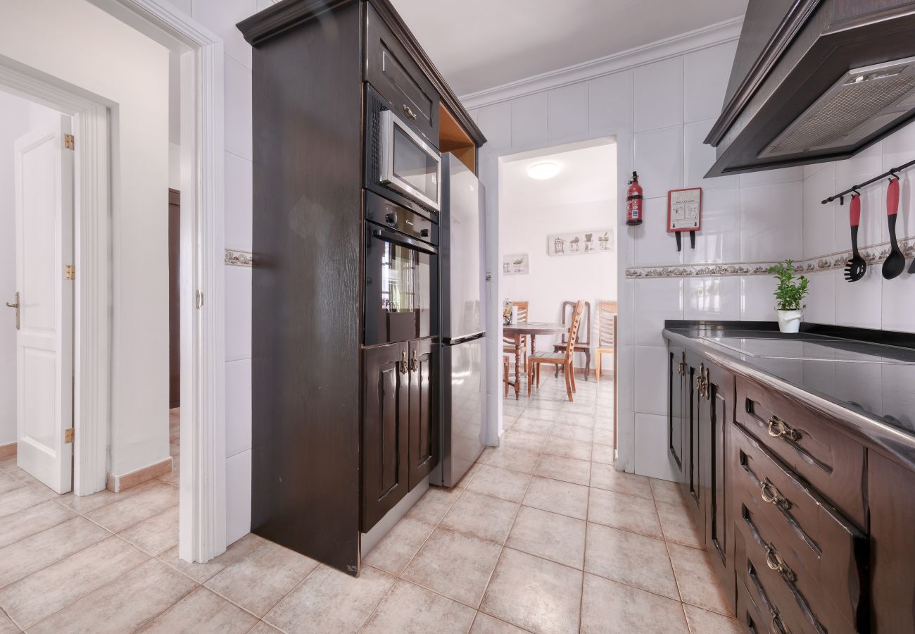 Casa a Puerto del Carmen - Villa El Rincón • Pool & BBQ • Beach 5 min • LVH