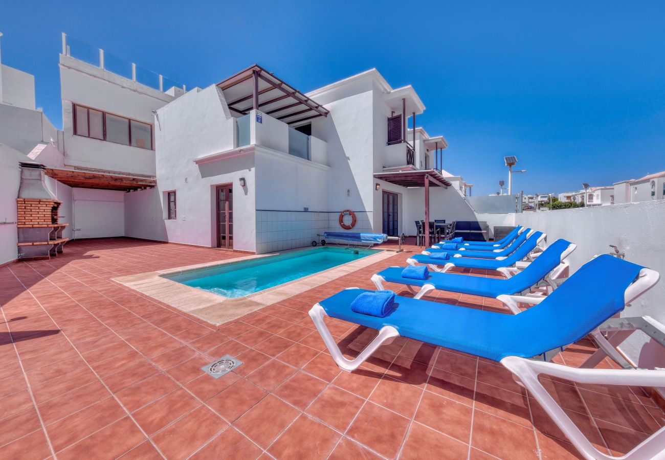 Casa a Puerto del Carmen - Villa El Rincón • Pool & BBQ • Beach 5 min • LVH