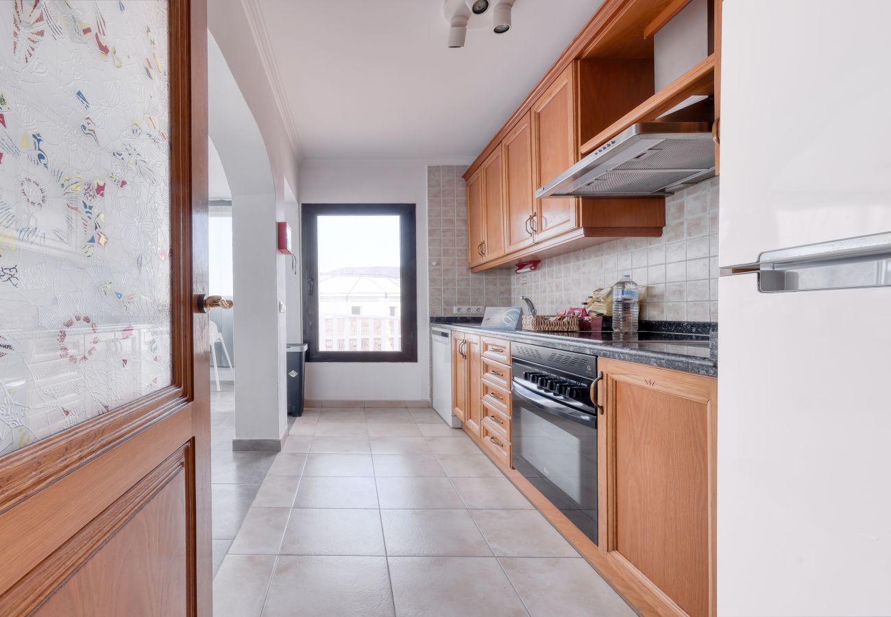 Villa a Playa Blanca - Villa Maria • Pool & Games area • Beach 10 min • LVH