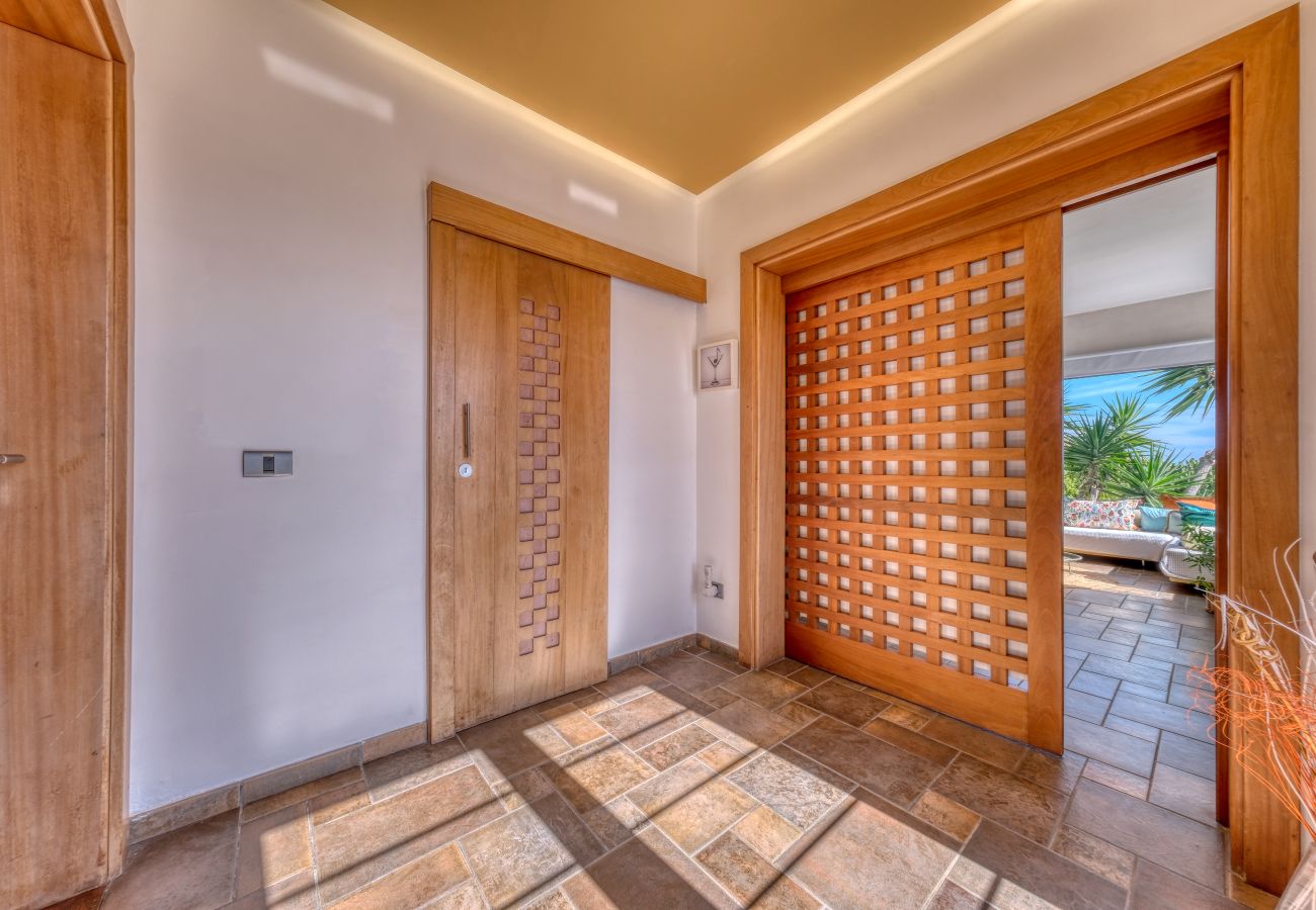 Villa a Nazaret - Villa El Erizo by Lanzarote Vacation Homes