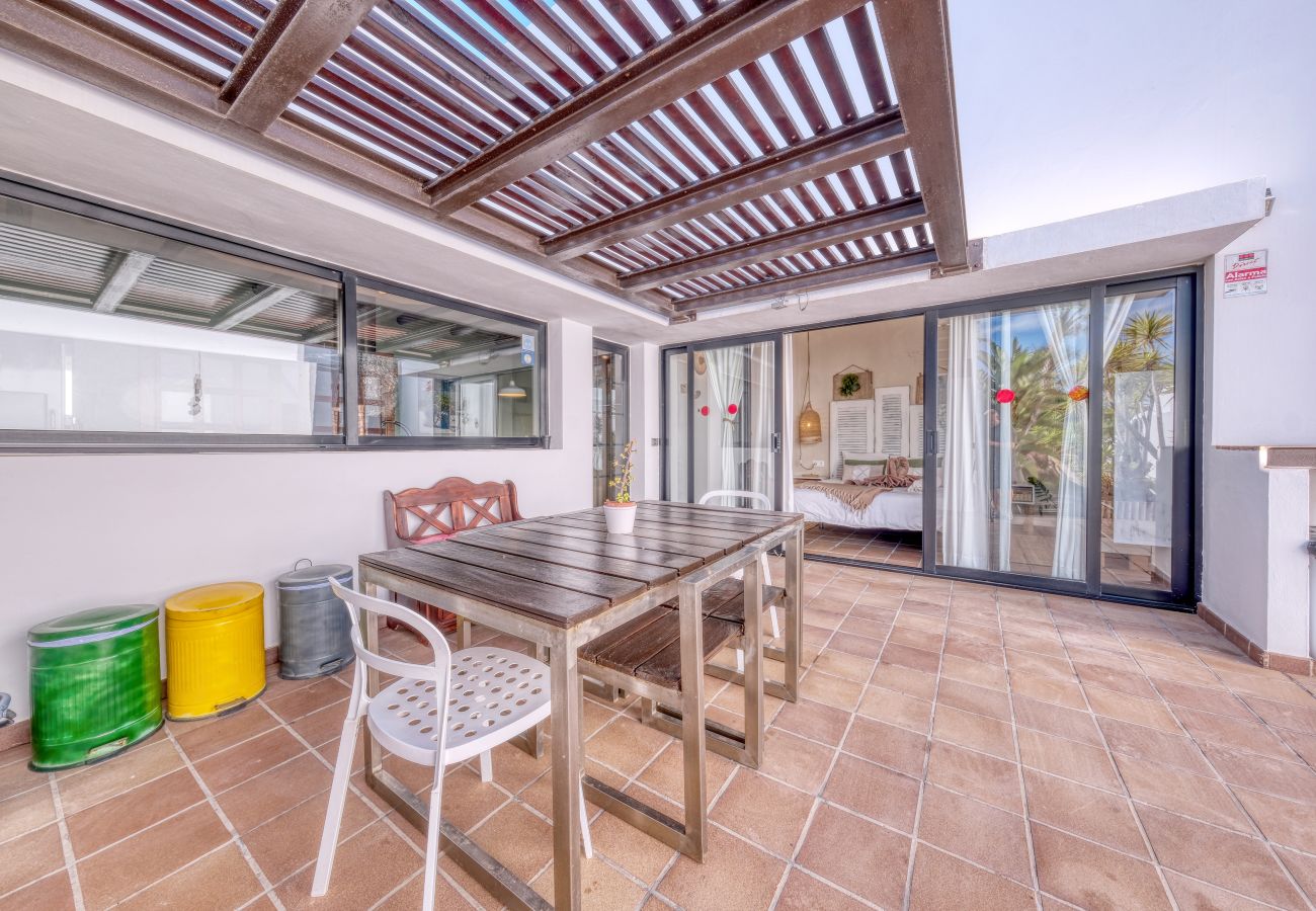 Villa a Nazaret - Villa El Erizo by Lanzarote Vacation Homes