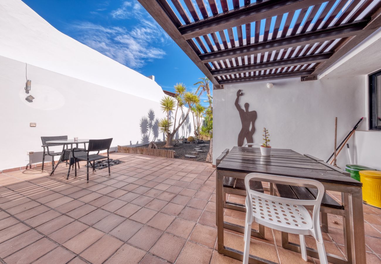 Villa a Nazaret - Villa El Erizo by Lanzarote Vacation Homes