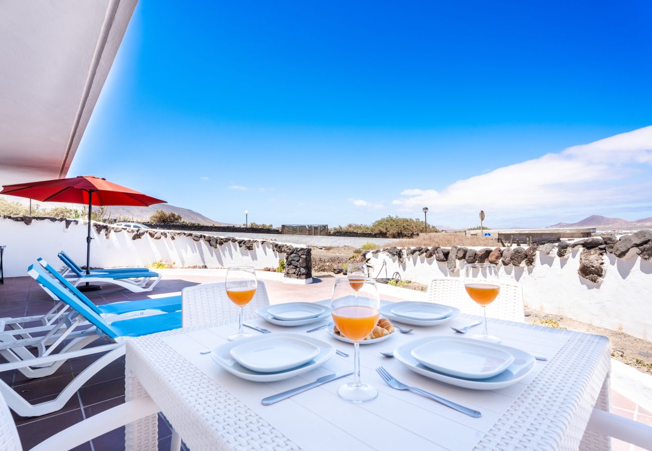 Casa a  Famara - Quicksand • Ocean views • Beach 1 min • LVH
