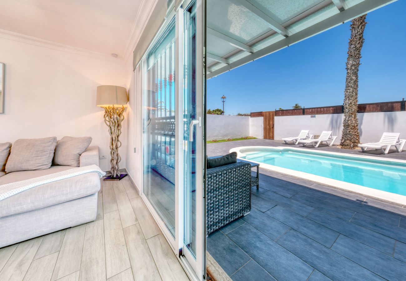 Casa a Puerto del Carmen - Villa Leona • Heated pool• BBQ