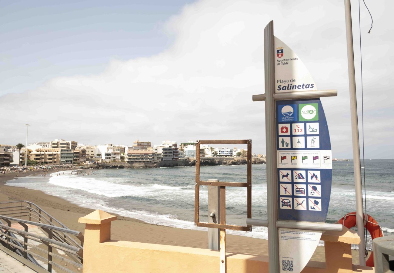 Appartamento a Telde - Apartamento Salinetas Beach, 10m to the beach
