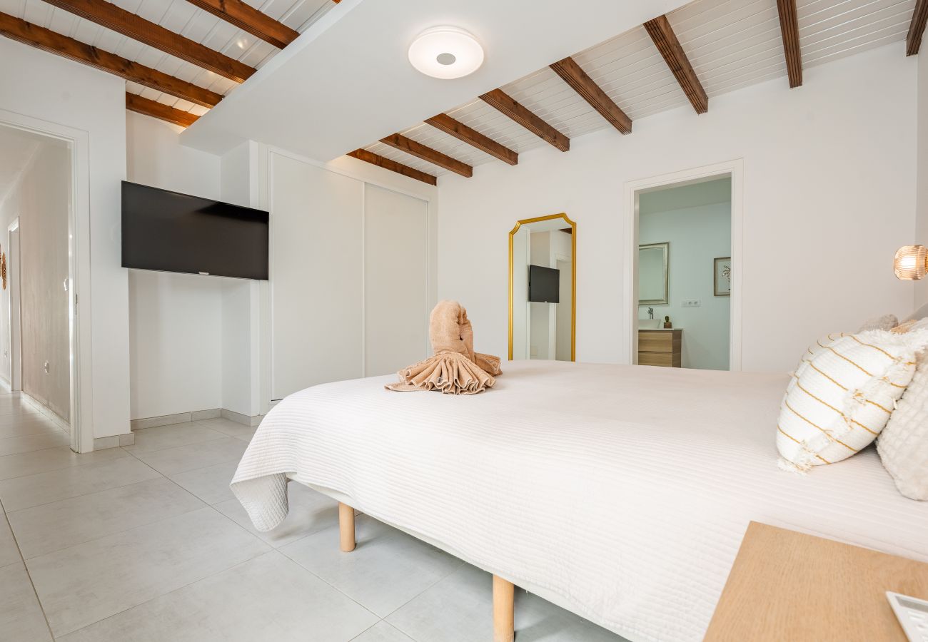 Casa a Puerto del Carmen - Casa Marlena- Private Terrace- 4 min to the beach by Lanzarote Vacation Homes
